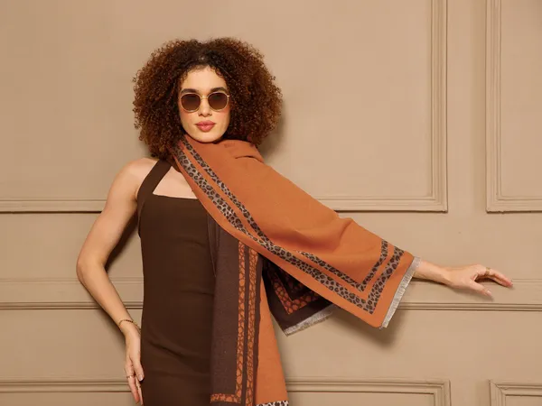 Brown_Animal_Print_Stole_for_Women