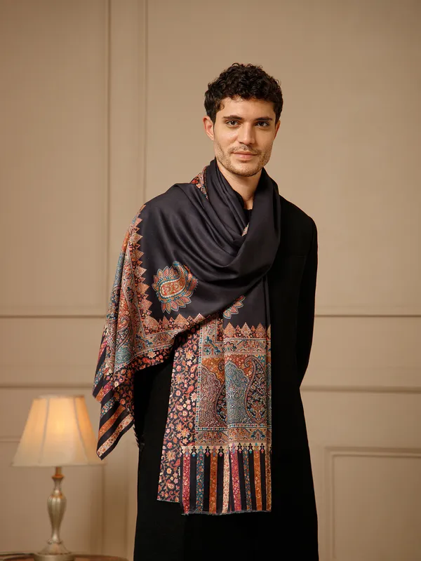Black_Pashmina_Printed_Stole_for_Men