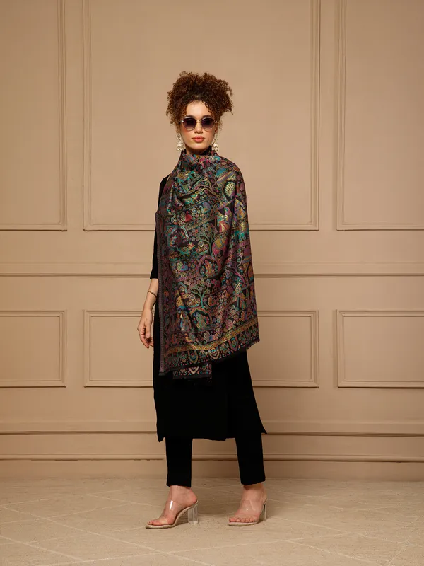 Women_Traditional_Ethnic_Zari_Shawl