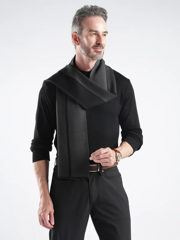 Black_Textured_Wrap_Scarf_for_Men