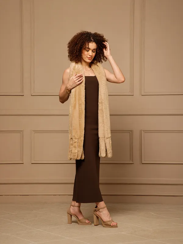 Beige_Faux_Fur_Wrap_Scarf_for_Women