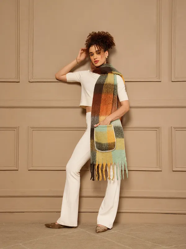 Multicolor_Textured_Fringed_Scarf_for_Women