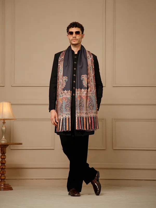 Black_Pashmina_Printed_Stole_for_Men