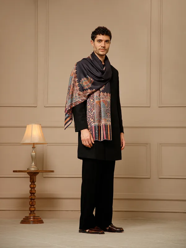 Black_Pashmina_Printed_Stole_for_Men