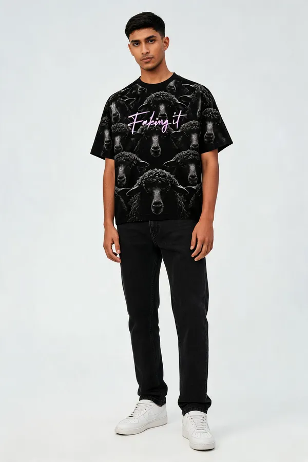 Black_Cotton_Relaxed_Fit_Wolf_Graphic_T-Shirt_For_Unisex