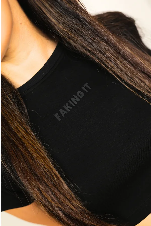 Black_Cotton_Cropped_Fit_Crop_Top_For_Women