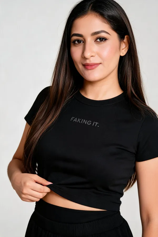 Black_Cotton_Cropped_Fit_Crop_Top_For_Women