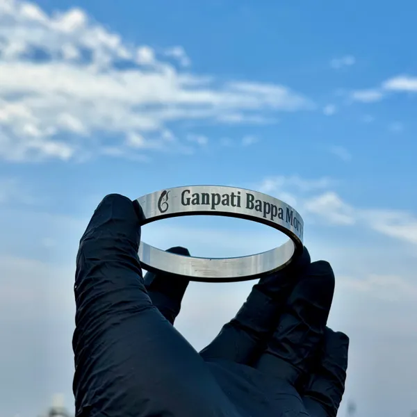 Ganpati_Bappa_Morya_Kada_Stainless_Steel_Kada_With_Om_Gan_Ganapati_Namah_Mantra