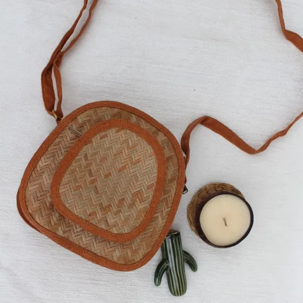 Oval_Shital_Pati_Jute_Sling_Bag_Default_Title