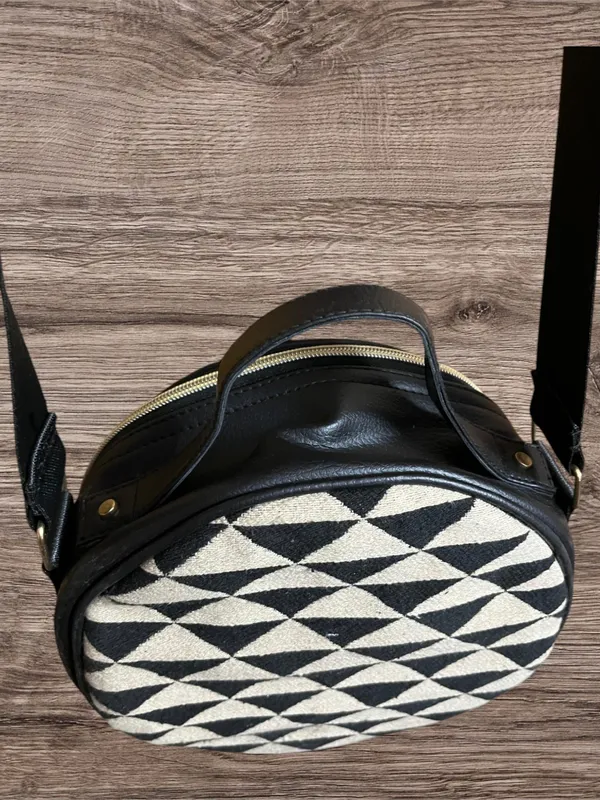 Appealing_Vegan_Leather_Round_Sling_Bag_Default_Title