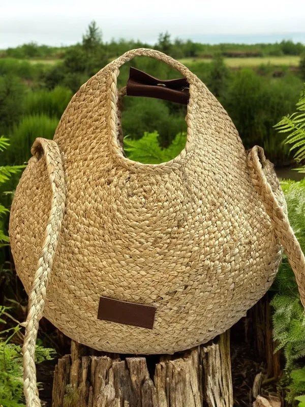 Enduring_Round_Jute_Sling_Bag_Default_Title