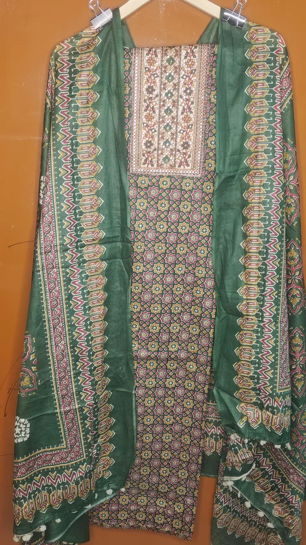 Green_Printed_Ethnic_Kurta_Dupatta_Set_for_Women