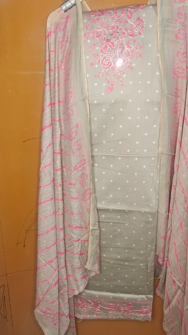 Grey_Printed_Unstitched_Suit_Material_For_Women