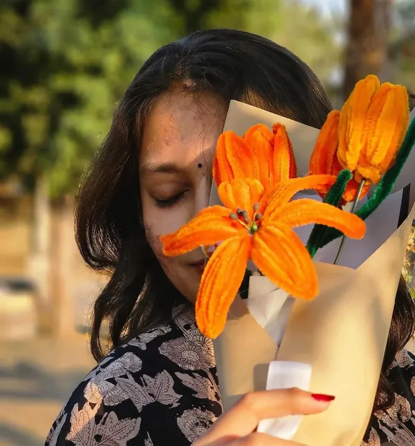 foreverlove24-orangle_lily_bouquetYELLOW