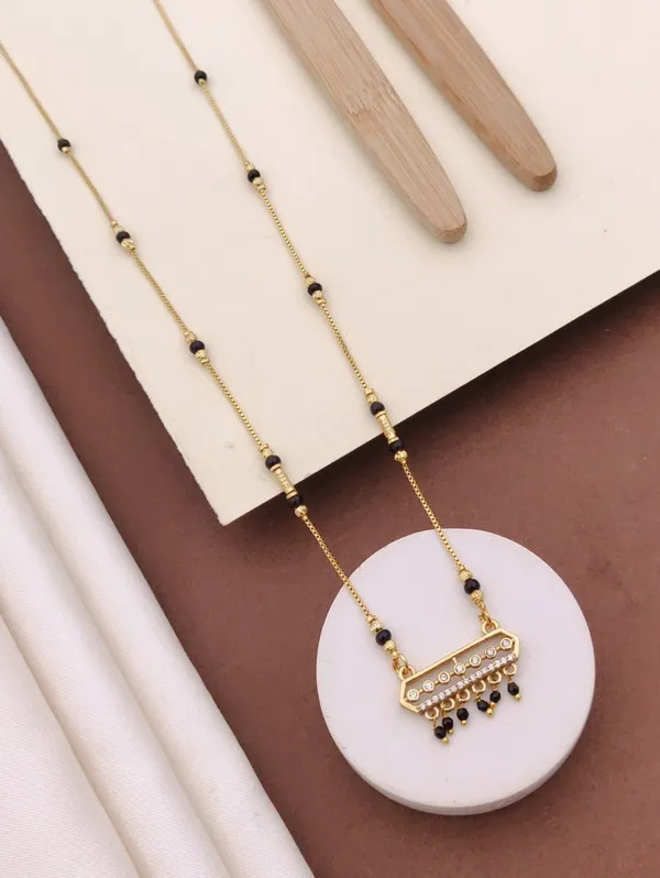 Gold_&_Black_Brass_Mangalsutra_Necklace_For_Women