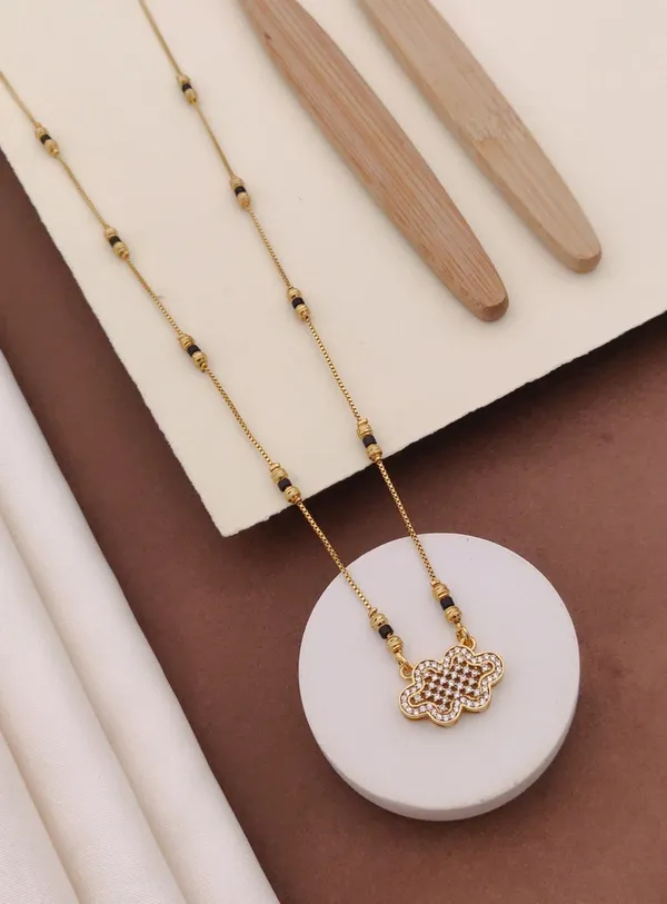 Gold_Brass_Mangalsutra_Necklace_For_Women