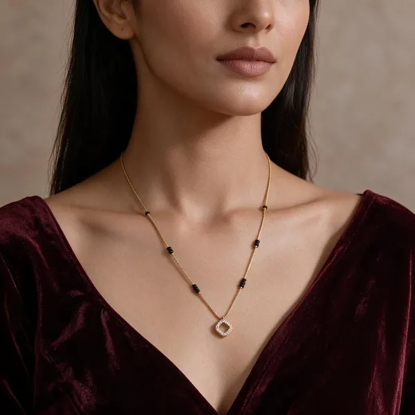 Gold_&_Black_Brass_Necklace_For_Women