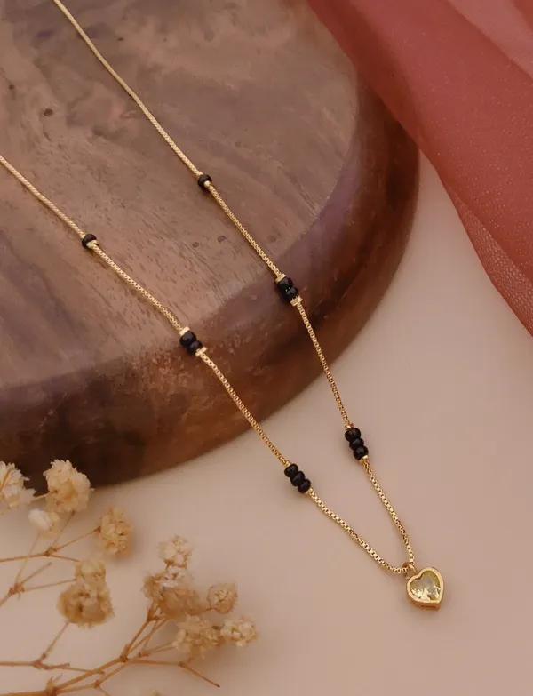 Gold_Brass_Necklace_For_Women