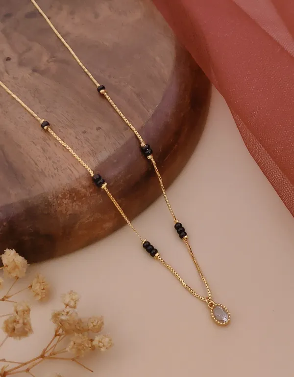 Gold_&_Black_Brass_Necklace_For_Women