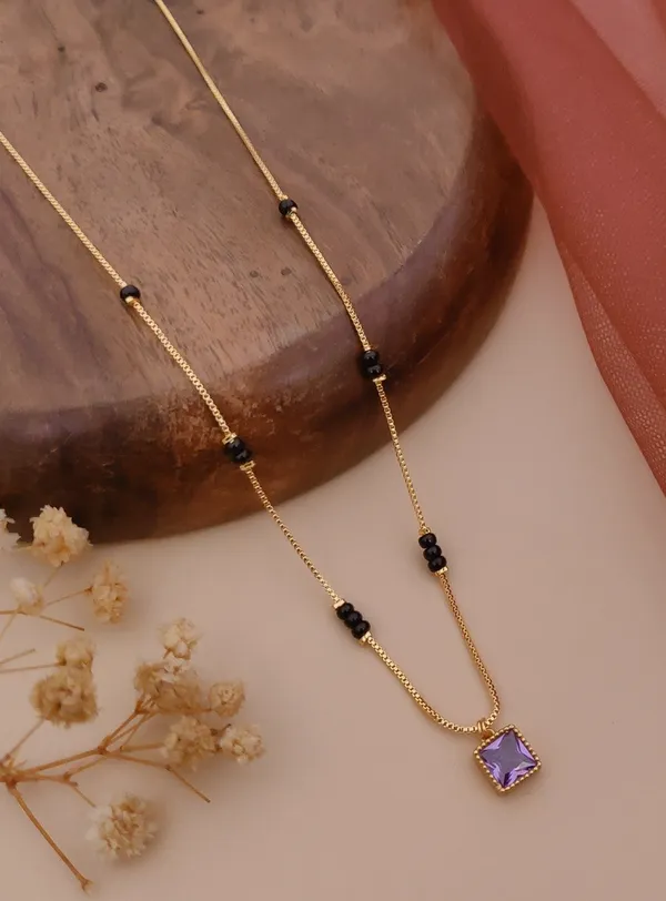 Gold_Brass_Necklace_For_Women