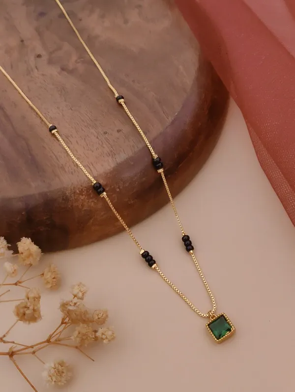 Gold_&_Black_Brass_Necklace_For_Women