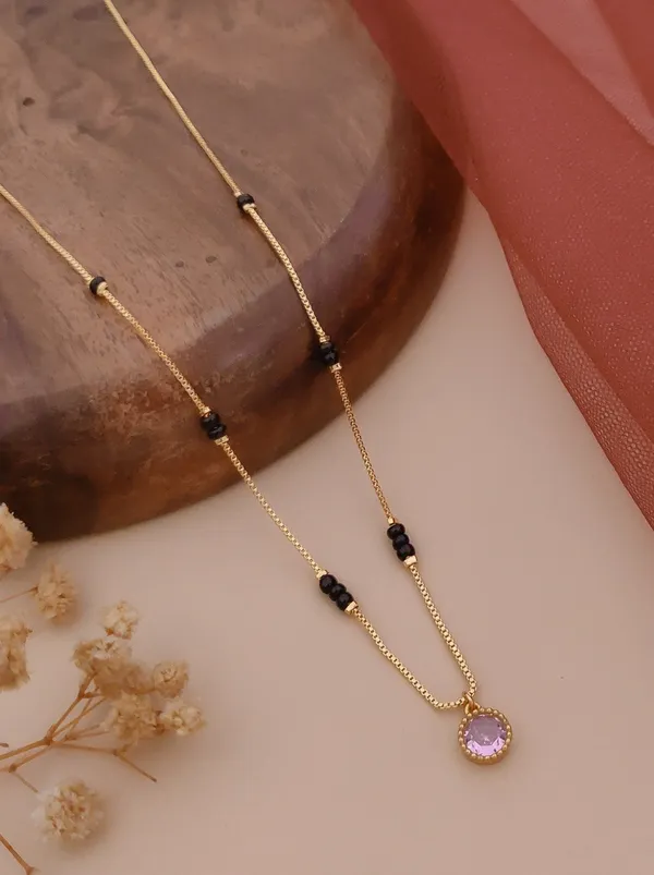 Gold_&_Black_Brass_Pendant_Necklace_For_Women