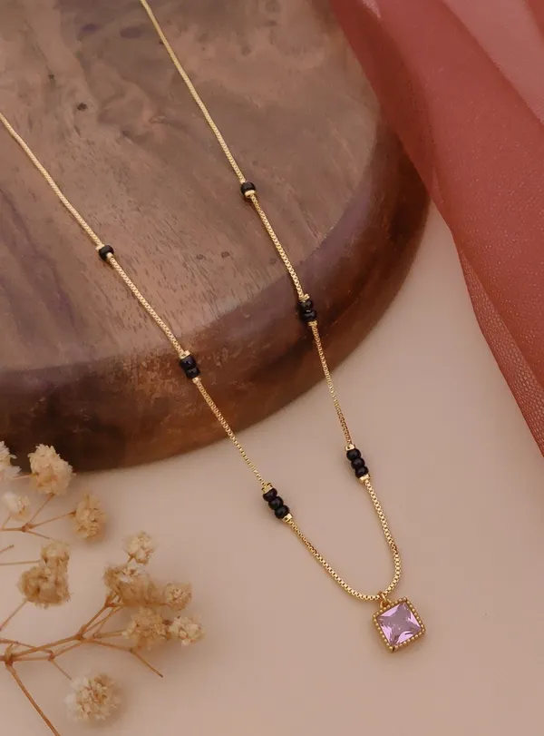 Gold_&_Black_Brass_Necklace_For_Women