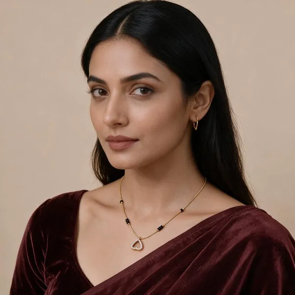 Gold_&_Black_Brass_Necklace_For_Women