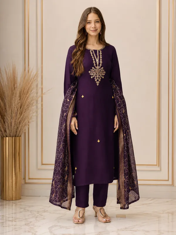Purple_Embroidered_Straight_Kurta_Set_For_Women