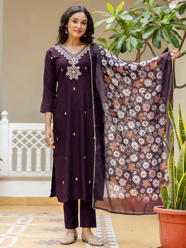 Purple_Embroidered_Straight_Kurta_Set_For_Women
