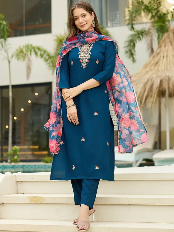 Blue_Embroidered_Straight_Kurta_Set_For_Women