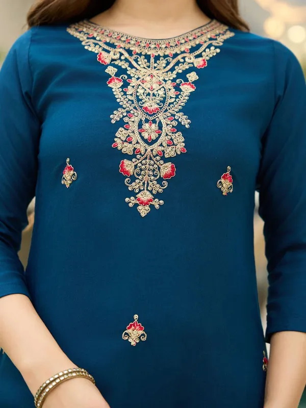 Blue_Embroidered_Straight_Kurta_Set_For_Women