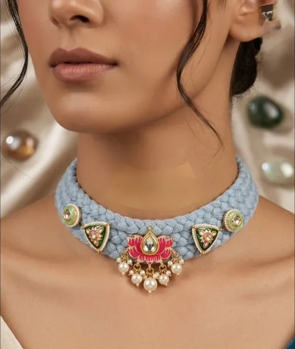Blue_Embellished_Choker_Necklace_For_Women