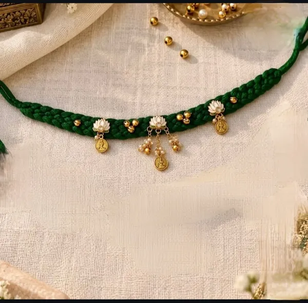 Green_Braided_Floral_Charm_Necklace_for_Women