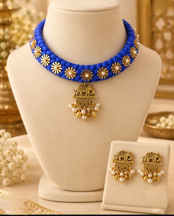 Blue_Gold-Tone_Temple_Jewellery_Set_for_Women