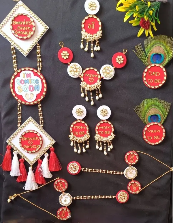 Red_And_White_Baby_Shower_Jewellery_Set