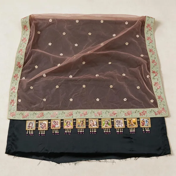 Baby_Shower_Duppata_And_Saree_Latkan_Only