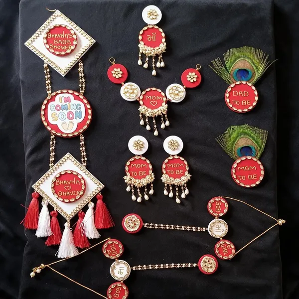 Red_And_White_Baby_Shower_Jewellery_Set