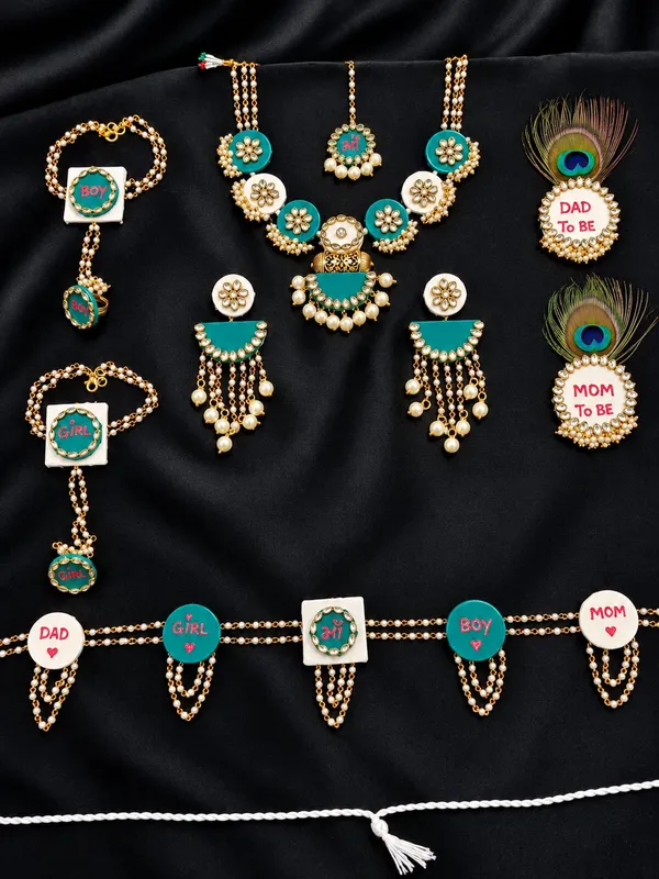 Multicolour_Traditional_Jewellery_Set_for_Baby_Shower