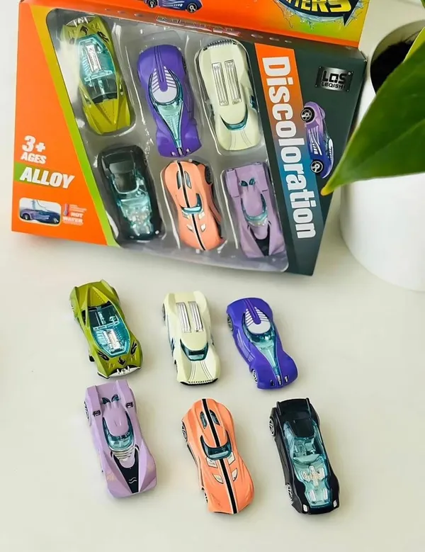 Color_Changing_Alloy_Toy_Cars_Set,_Temperature_Activated_Die-Cast_Style_Mini_Racing_Cars,_Pack_of_6,_Ages_3+