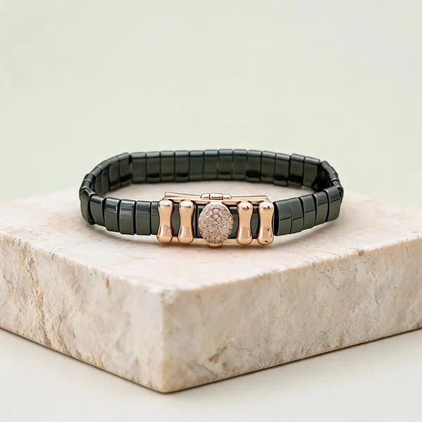 Black_Color_Anti_Tarnish_Bracelet_With_Elegant_Modern_Stylish_Fashion_Jewelry_Design_-_Black