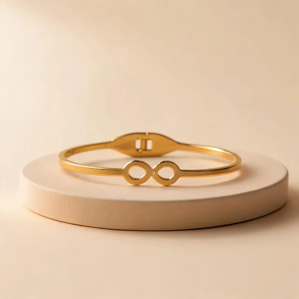 Gold_Color_Anti_Tarnish_Bracelet_With_Elegant_Everyday_Wear_Appeal_-_Gold