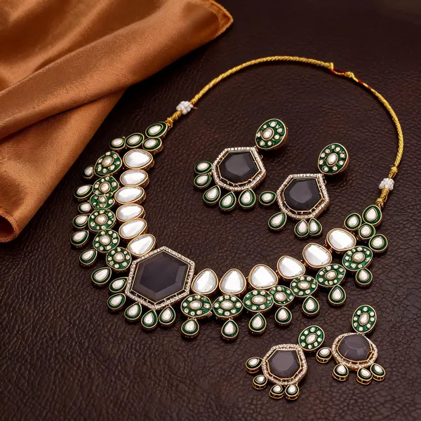 Modern_Grey_Color_Kundan_Necklace_Set_With_Matching_Earrings_For_Elegant_Wedding_Looks_-_Grey