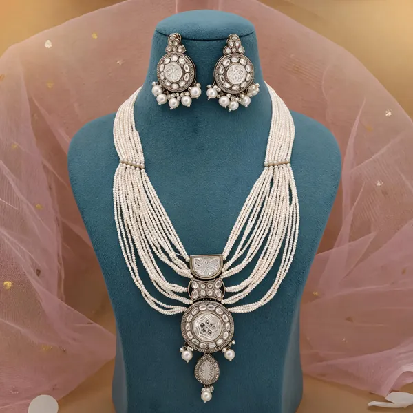 White_Color_Kundan_Necklace_Set_Offering_Timeless_Cultural_Elegance_-_White