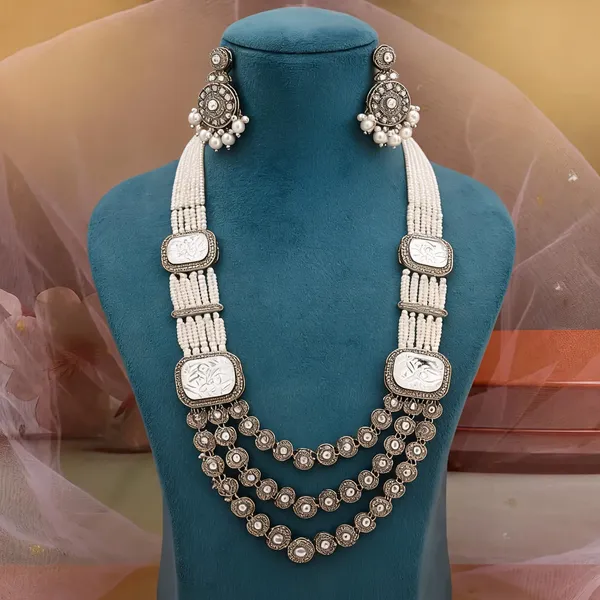 White_Color_Kundan_Necklace_Set_For_Elegant_Cultural_Functions_-_White