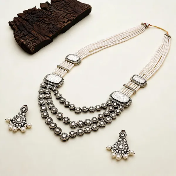 White_Color_Kundan_Necklace_Set_For_Elegant_Cultural_Functions_-_White