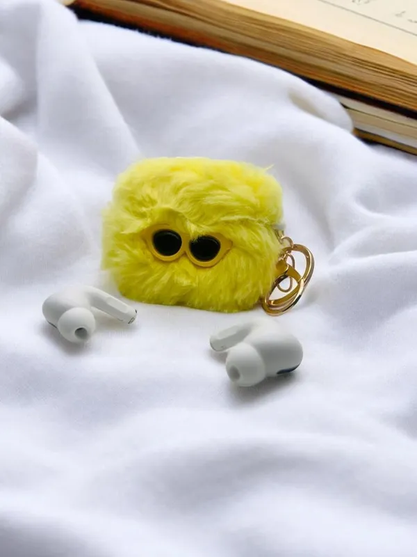 Plush_Fur_Airpods_Pro_Case_With_Keychain