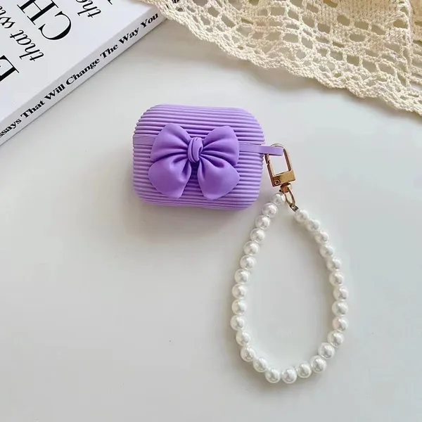 Silicone_Airpods_Pro_Case_With_Keychain