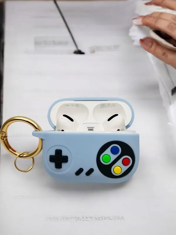 Airpods_Pro_Case_Cover_With_Keychain_And_Hand_Strap