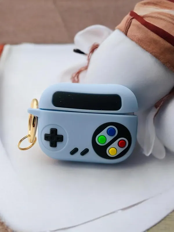 Airpods_Pro_Case_Cover_With_Keychain_And_Hand_Strap